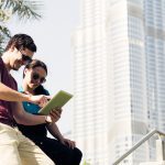 Tourists,To,Dubai,Sending,An,Email,Home