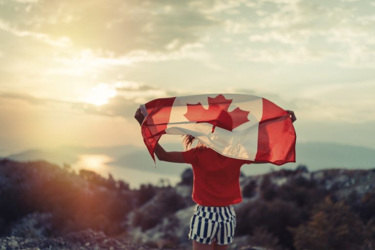 10 mejores becas para estudiar en Canadá en 2023